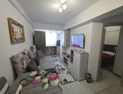 INCHIRIEZ Apartament 1 cameră, 37 mp, Valea Adâncă, zona Pepinierei, loc de parcare