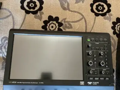 Osciloscop Digital 