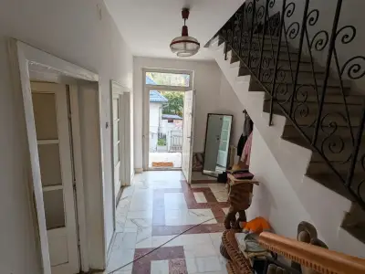 Casă tip duplex de vânzare – Cartier Săsar Zona Spitalului TBC-str. Traian Vuia